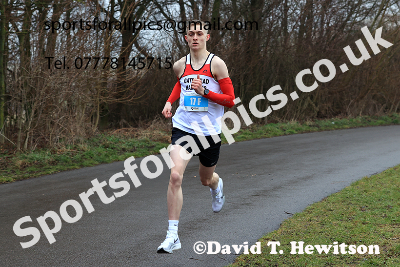 Senior Men and Over-35s to 49s Mens 2025 NECAA Royal Signals Road Relays Champs.,  Hetton Lyons Country Park, Hetton le Hole, County Durham. Photo: David T. Hewitson/Sports for All Pics